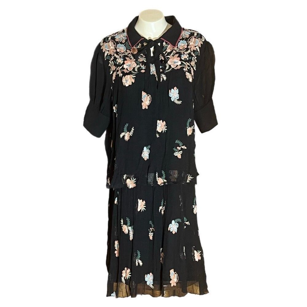 Anthropologie Let Me Be Black Embroidered‎ Vivian Short Dress L